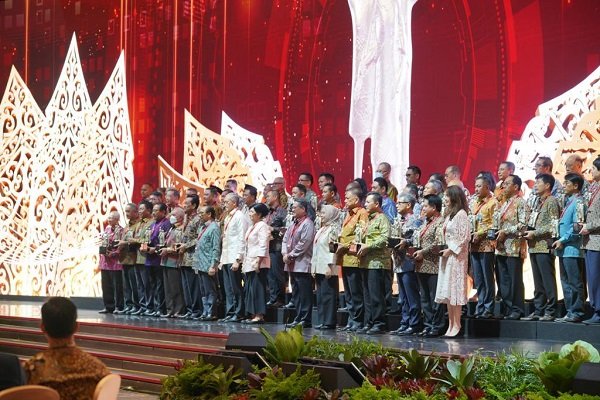 Unggul Dalam Pemberdayaan UMKM, BRI Sabet 2 Penghargaan BI Awards 2022