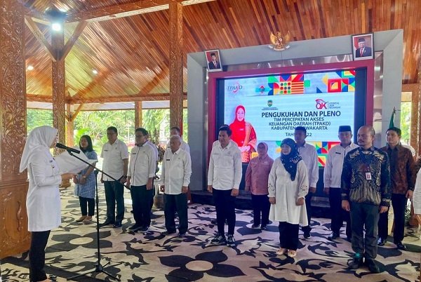OJK Jawa Barat Kukuhkan TPAKD Kabupaten Purwakarta