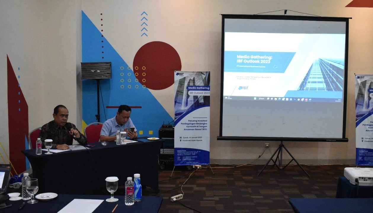Tahan Inflasi Hingga Ancaman Resesi 2023, IBF Sarankan Locogold Investasi Paling Aman