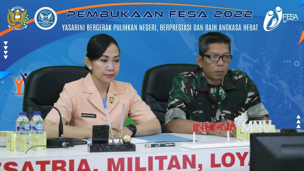Komandan Lanud Husein Sastranegara Didampingi Ketua Yasarini Ikuti Pembukaan Fesa 2022