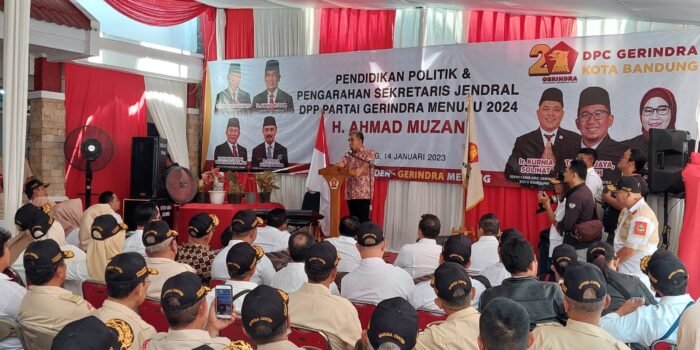 Sekjen Gerindra Minta Kader Mulai Kibarkan Bendera Partai di Penjuru Kota Bandung