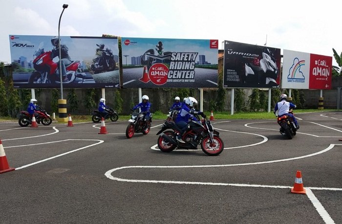 DAM Sebarkan ‘Virus’ Keselamatan Berkendara Lebih dari 10 Ribu Pengendara Sepeda Motor