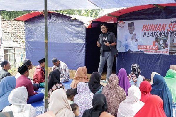 Bantu Korban Gempa Cianjur, Ganjar Muda Padjajaran Beri Hunian Sementara dan Terapi Psikososial