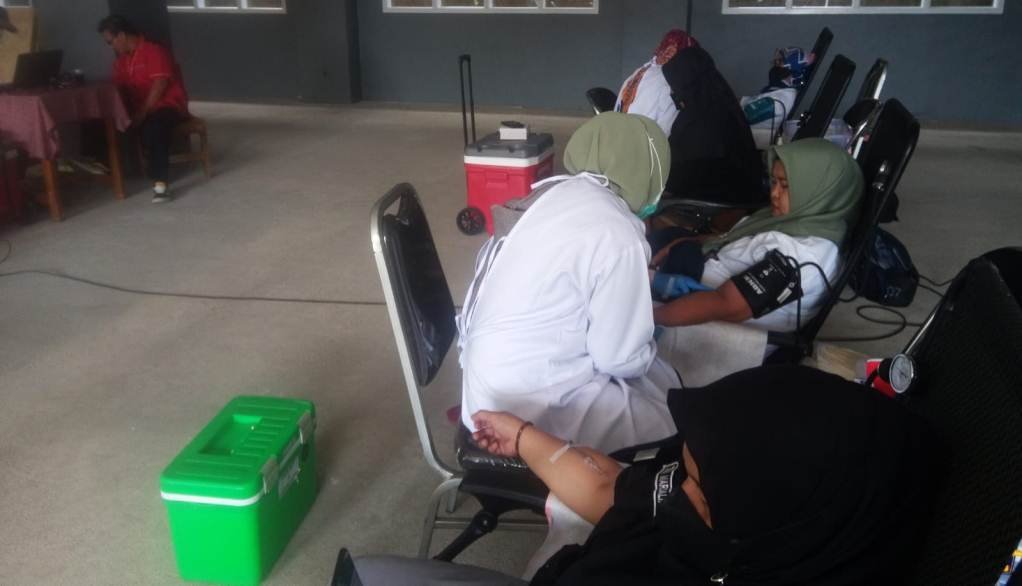 Reuni Alumni SMK Wirakarya Lakukan Kolaborasi Gelar Donor Darah