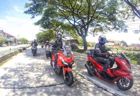 Cari Aman Berkendara Sepeda Motor di Bulan Ramadhan