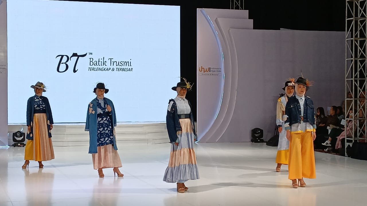 Indonesia Hijab Walk Kembali Digelar dengan Menggandeng 50 Desainer
