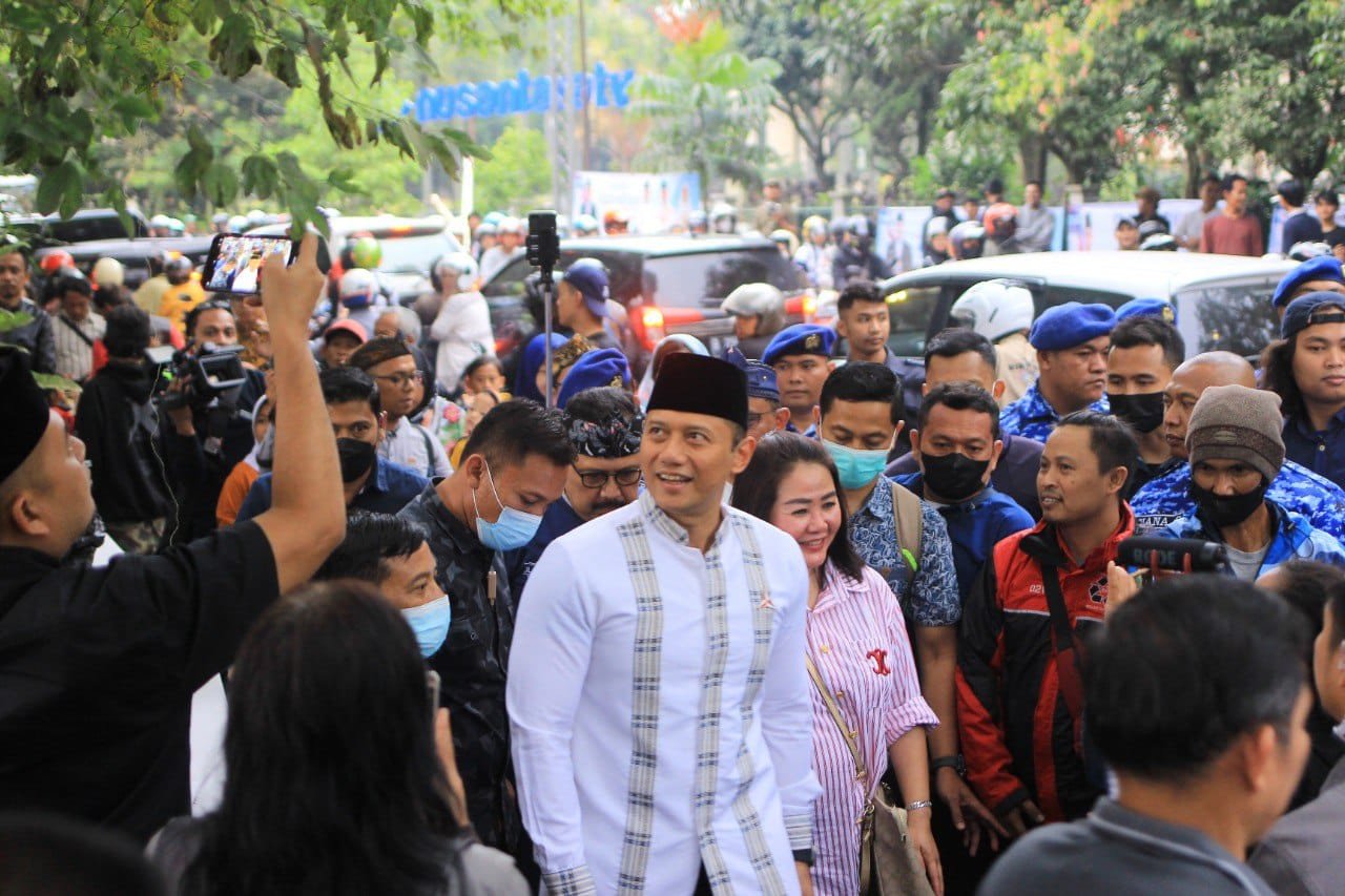 Safari Ramadhan, AHY Disambut Masyarakat Cimahi