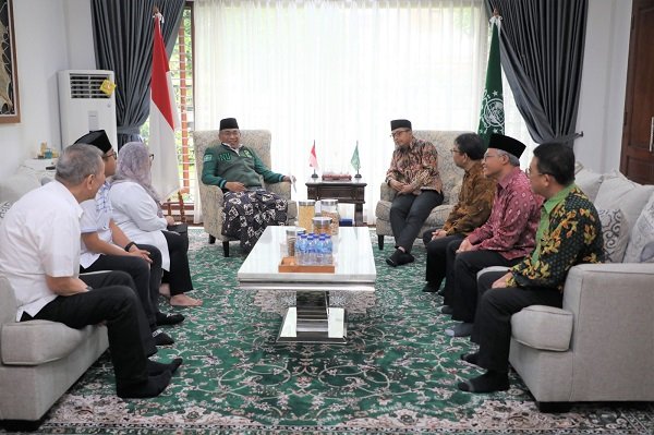 Dirjen Pajak Bersilaturahmi ke Ketum PBNU