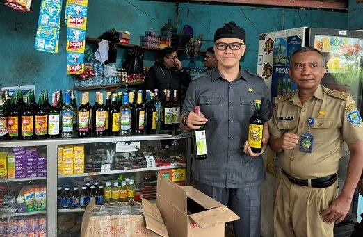 Wakil Ketua DPRD Kota Bandung Sidak Miras