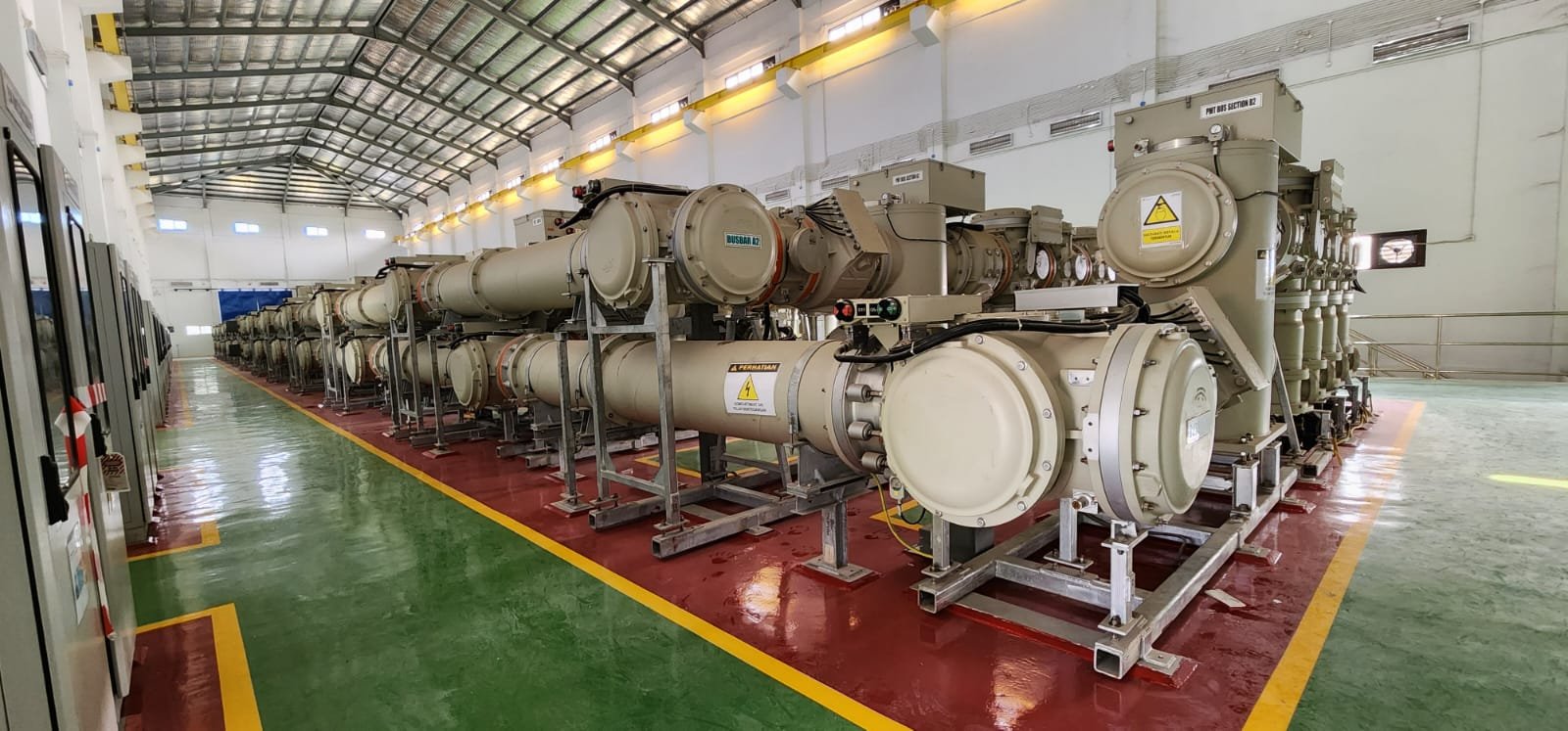 PLN Sukses Energize GIS Tambak Lorok III, Sistem Kelistrikan Jawa Tengah Makin Andal