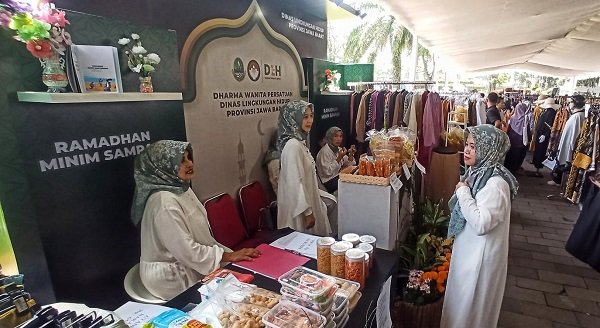 Dharma Wanita Persatuan Jawa Barat Gelar Bazar Ramadan