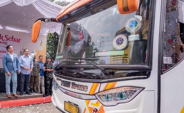 Ridwan Kamil Lepas Ribuan Pemudik di Kantor Bapenda Jabar