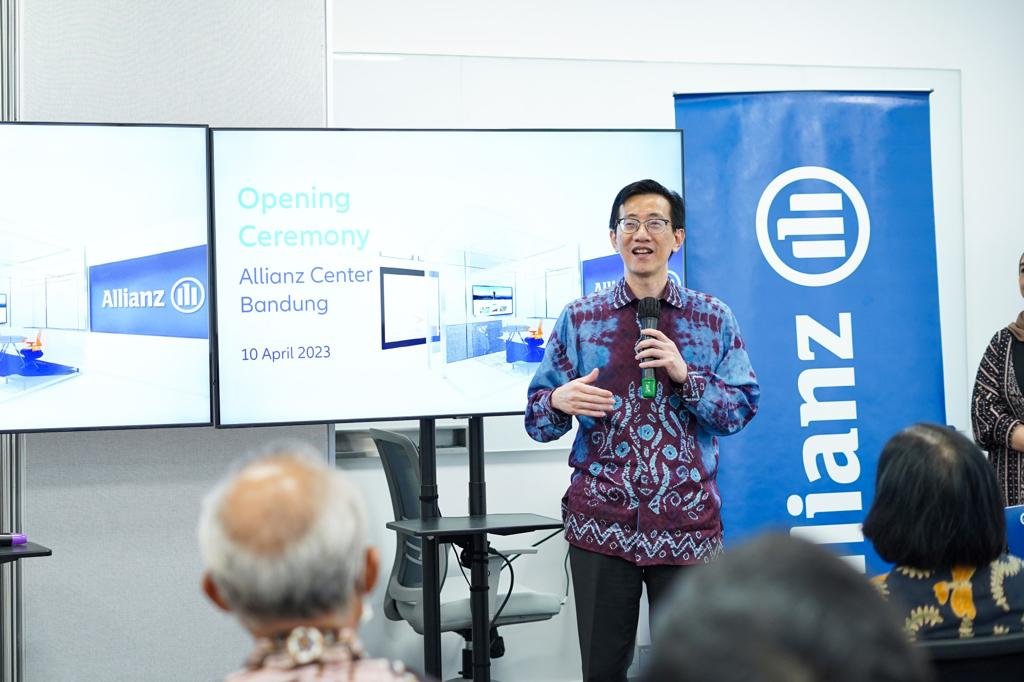 Percaya Ekonomi Jabar Terus Tumbuh, Allianz Indonesia Resmikan Allianz Center Bandung