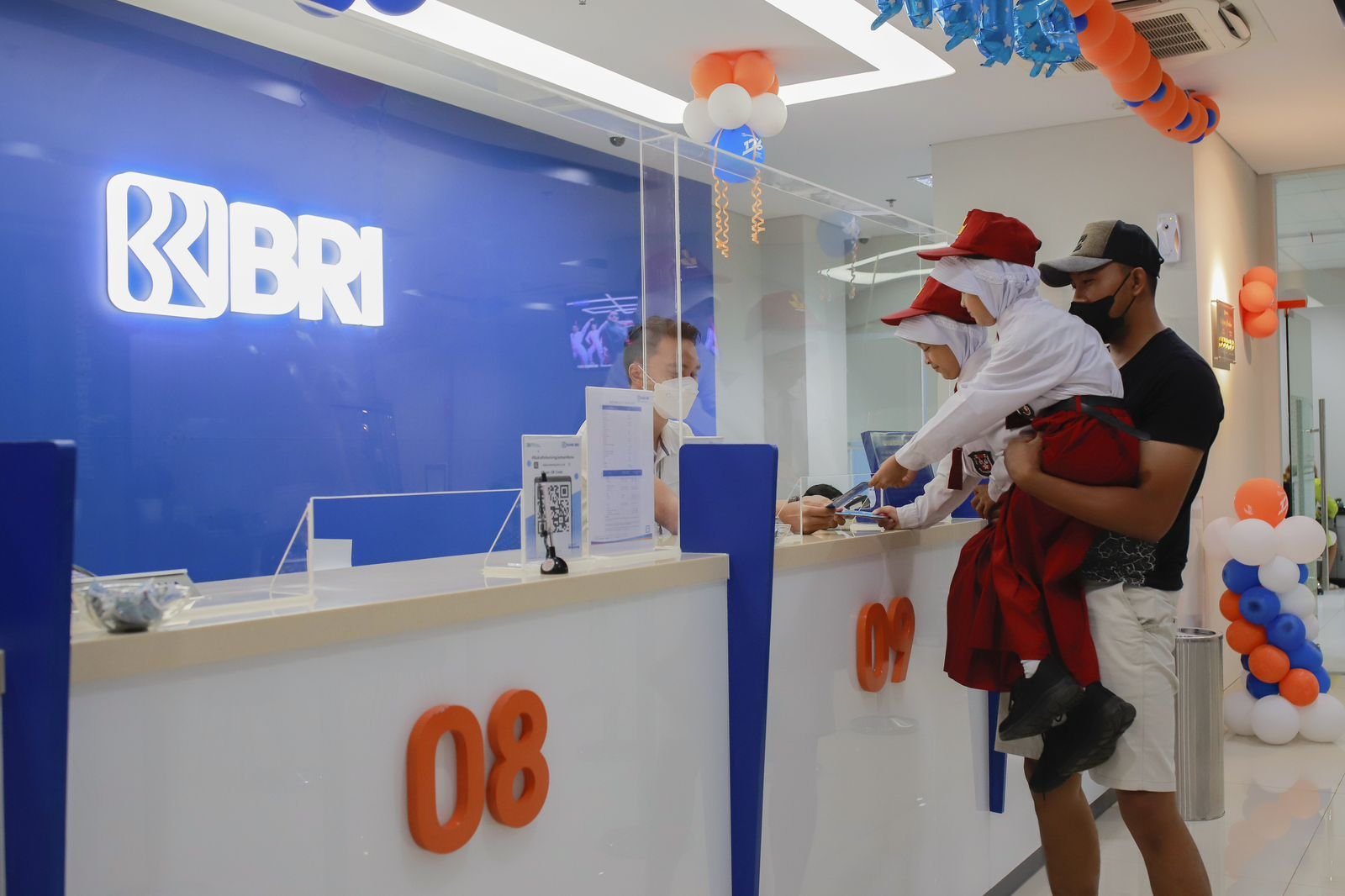 Saham BBRI Kembali Sentuh Rekor Tertinggi, Analis Prediksikan Bisa Tembus Rp6.200 per Lembar Saham