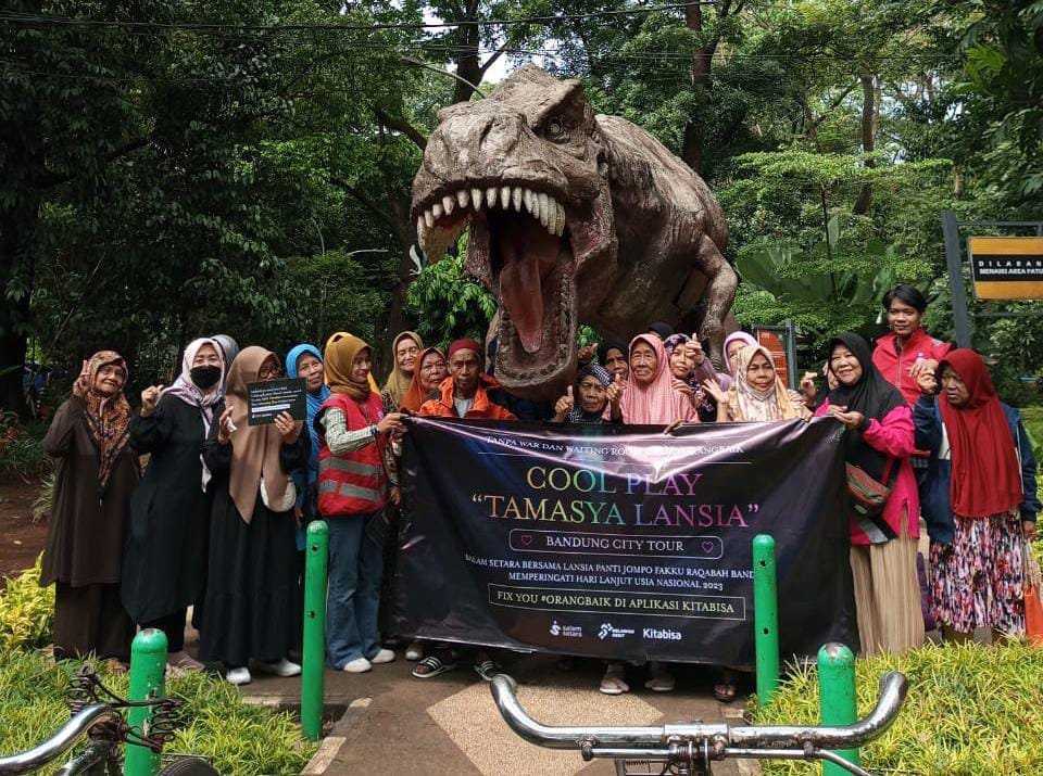 Sambut Hari Lanjut Usia Nasional, Salam Setara Ajak Lansia Tamasya Keliling Bandung