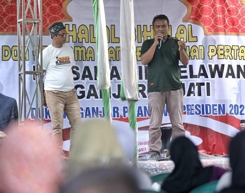 Petani Bisa Memanfaatkan Limbah Batang Padi untuk Budidaya Jamur Pangan