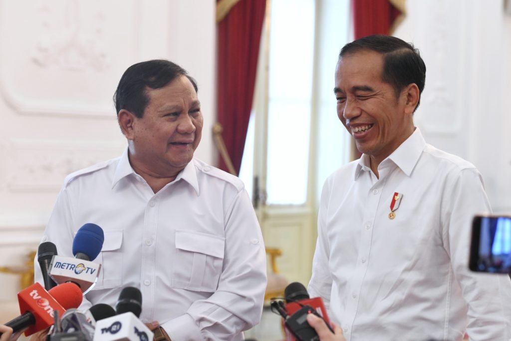 Pengamat Sebut Jokowi Beri Sinyal Dukung Prabowo Capres Koalisi Kebangsaan