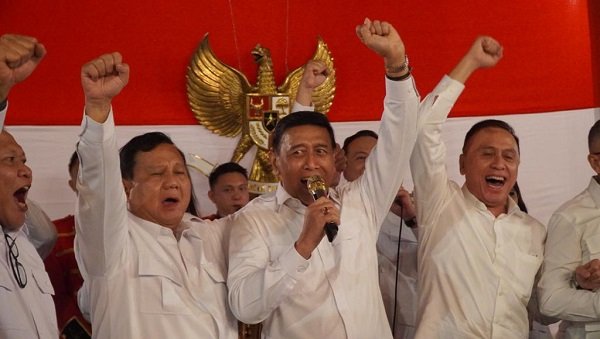 Hashim dan Iwan Bule Dampingi Prabowo Bertemu Wiranto di Hambalang