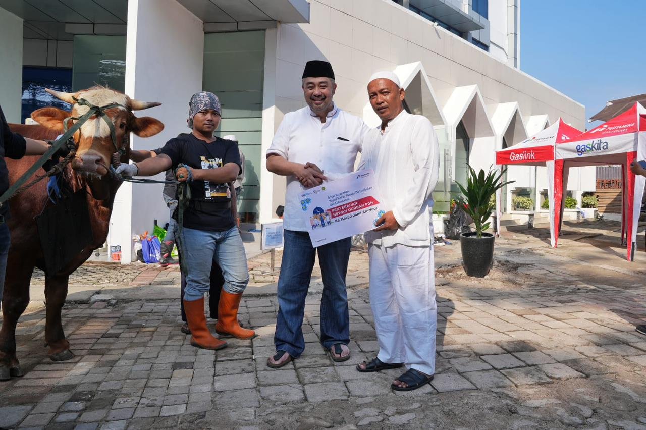 PGN Subholding Gas Pertamina Serahkan 368 Hewan Kurban di Momen Iduladha 1444 H