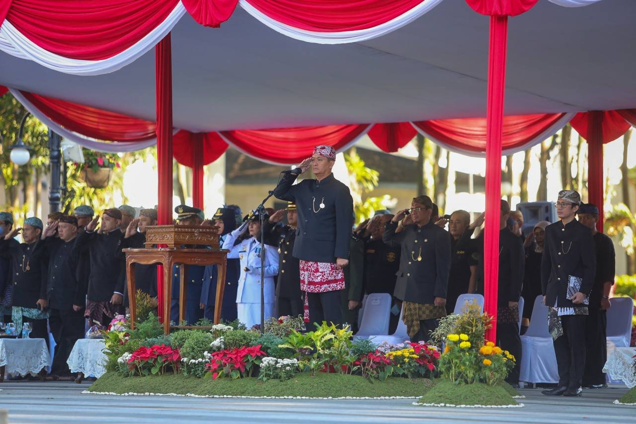 Plh Walikota Bandung Ema Sumarna Tegaskan Pancasila adalah Senjata dalam Hidup Bernegara