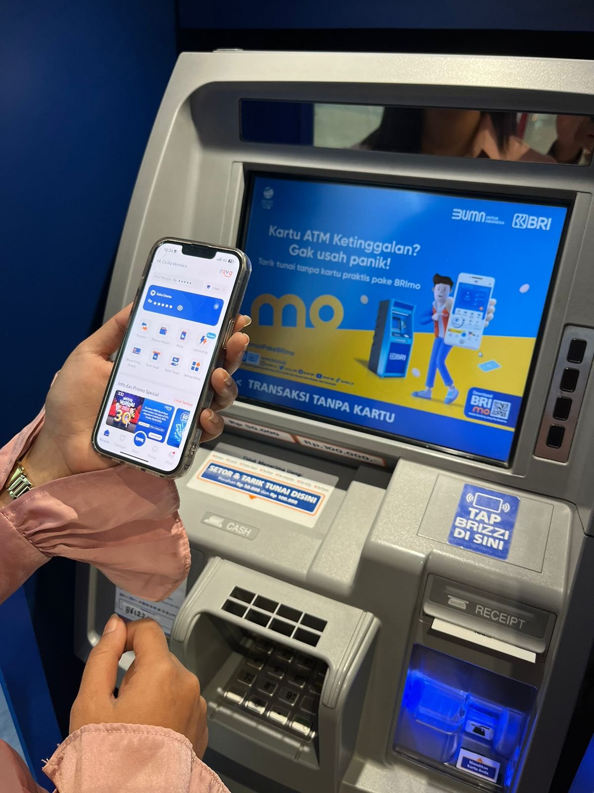 Nasabah Bank Raya Kini Bisa Tarik Tunai Tanpa Kartu di ATM BRI