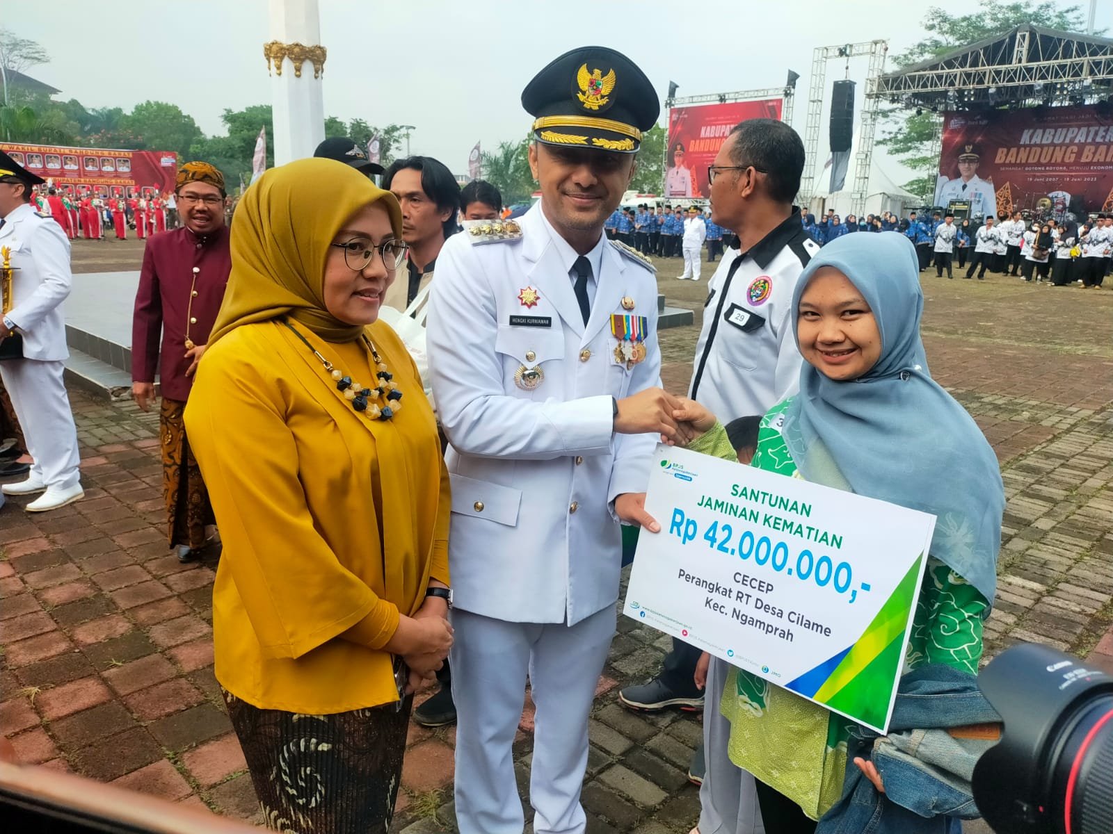 Meninggal Dunia Karena Sakit, Perangkat Rat Dapat Santunan Rp42 Juta dari BPJAMSOSTEK