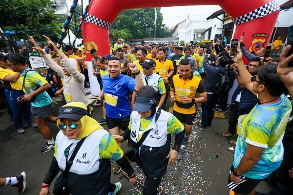 Peringati 77 Tahun Hari Bhayangkara, Polrestabes Bandung Gelar Fun Run 7,7 Km