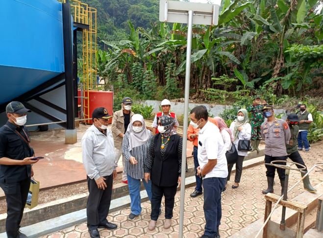 Upaya DLH Jabar Menjaga Kualitas Lingkungan Sekitar TPK Sarimukti