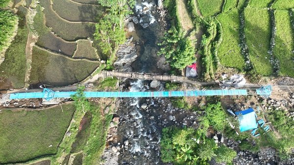 JQR Bangun Jembatan di Garut Selatan, Tumbuhkan Kesejahteraan Warga