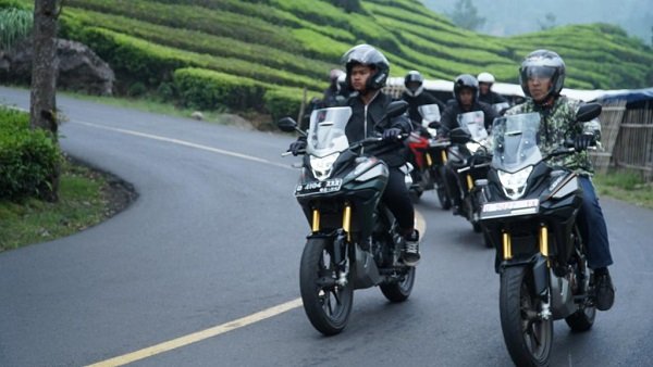 Liburan Seru bersama Honda CB150X di Camping Ground Nyampai Ranca Bali