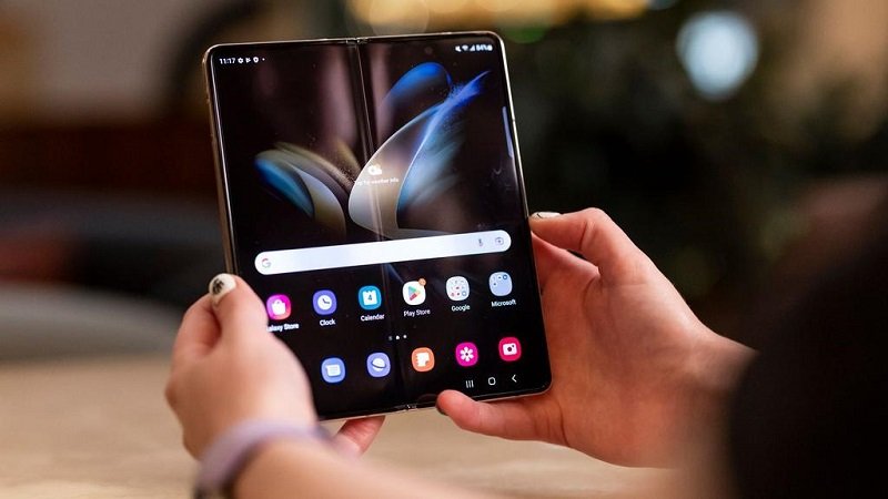 Rahasia di Balik Dominasi Samsung di Pasar Smartphone Lipat