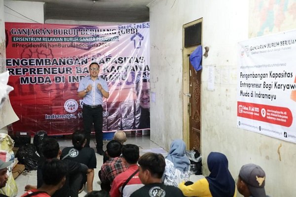 Karyawan Muda Ikuti Pelatihan Enterpreneur