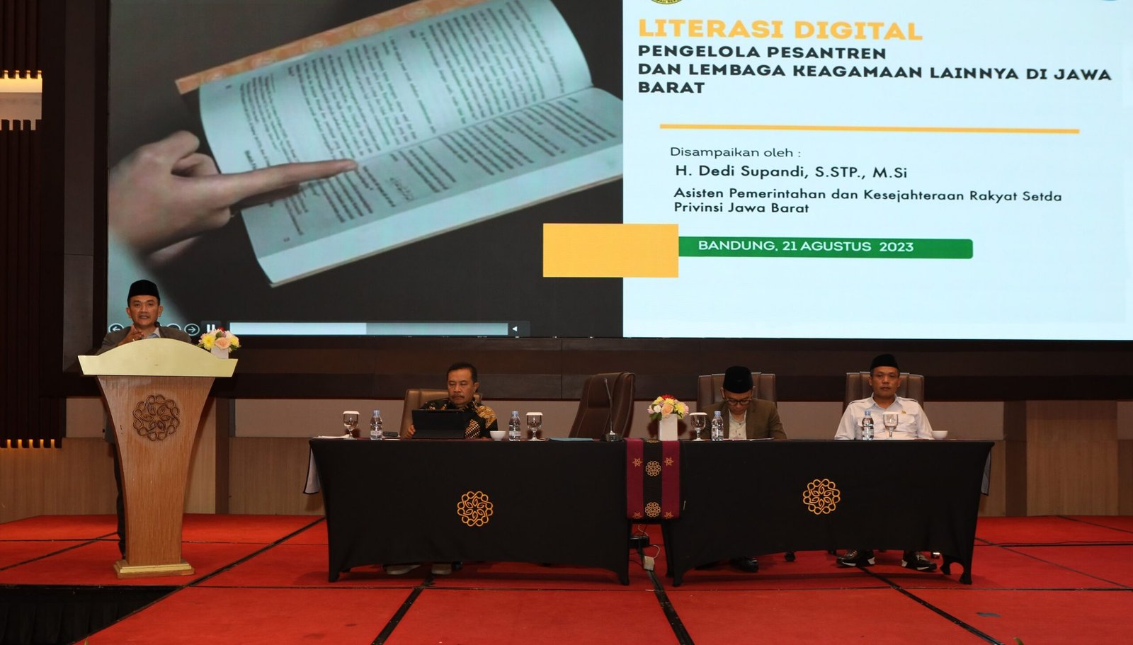 Tantangan Disrupsi di Depan Mata, Biro Kesra Jabar Ajak Santri Melek Digital