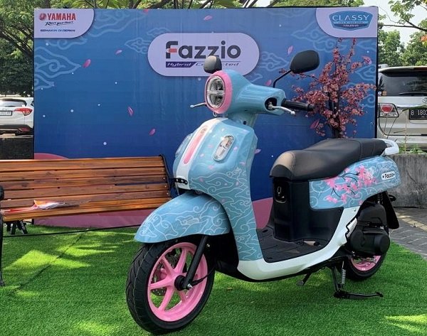 Gabungkan Nuansa Indonesia-Jepang, Ini Tampilan Fazzio Hybrid Connected di Sakura Matsuri 2023