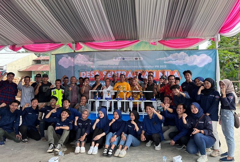 Dorong Ketahanan Pangan Desa Purwasari, PPK Ormawa Himakua IPB University Gelar Workshop Semi Automatic Incubator