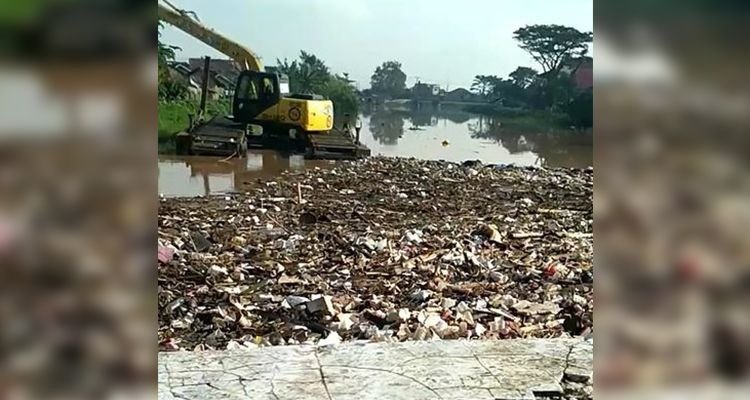 Guna Pembangunan Jembatan Sungai Cikeruh, Pemkab Bandung Anggarkan Rp10,4 Miliar 
