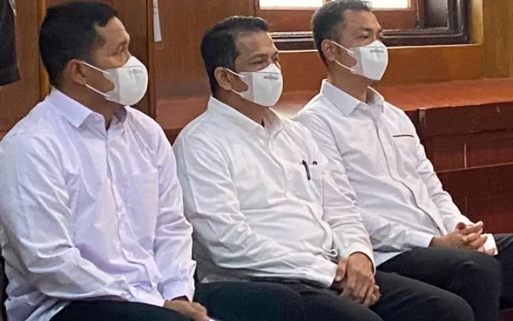 Bambang Dua Tahun Penjara, Wahyu 2,5 Tahun, MA Batalkan Vonis PN Surabaya dalam Perkara Tragedi Kanjuruhan