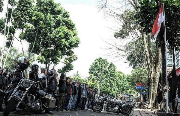 Meriahkan HUT RI ke-78, Bikers Brotherhood 1% MC Jelajahi Jawa Barat
