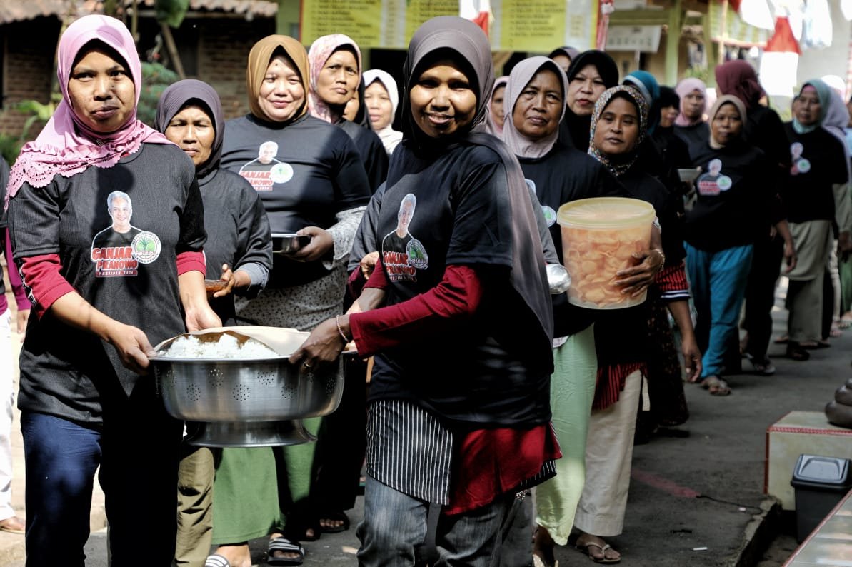 Perkumpulan Petebu Gotong-royong Bangun Fasilitas Umum untuk Warga