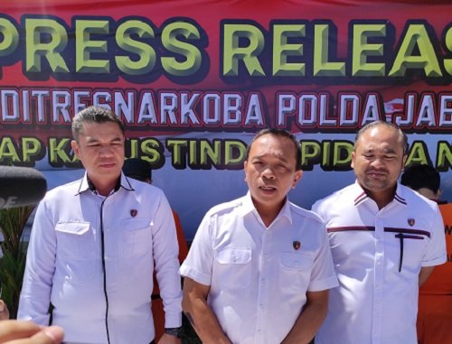 Kasus Peredaran Narkoba Diungkap Polda Jabar, Sabu dan Ratusan Pil Ekstasi Disita