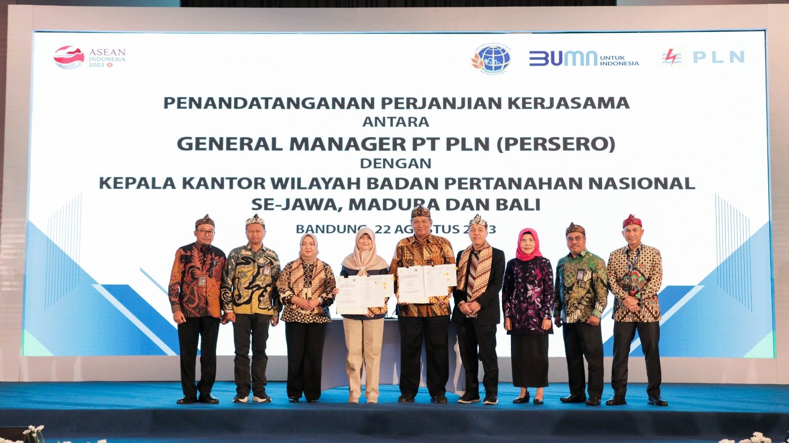 PLN Teken Kerja Sama dengan ATR/BPN Se-Jawa, Madura, dan Bali, Kebut 100 Persen Sertifikasi Aset Kelistrikan
