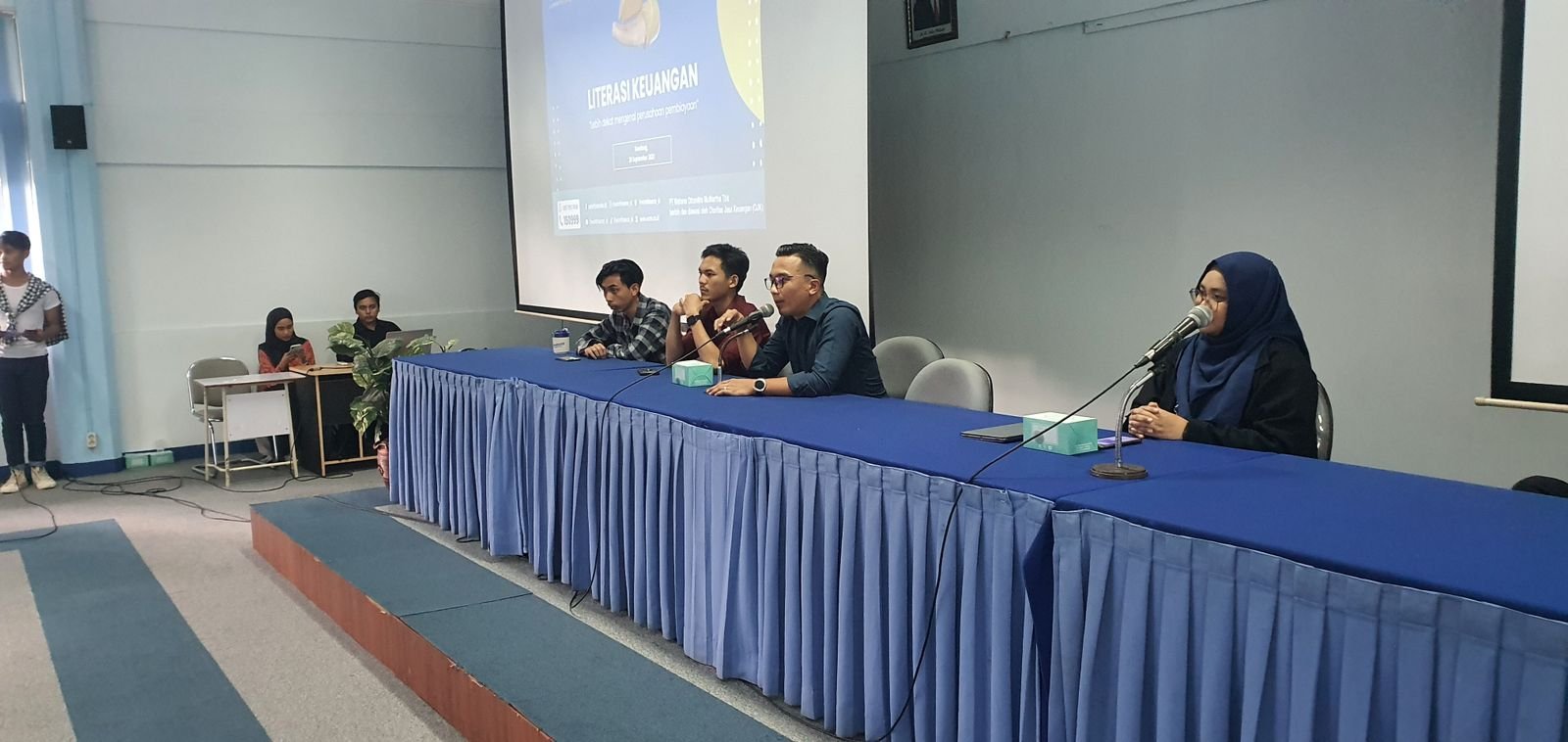 Pegiat UMKM dan Mahasiswa di Bandung Dapat Edukasi Literasi Keuangan dari PT. Wom Finance