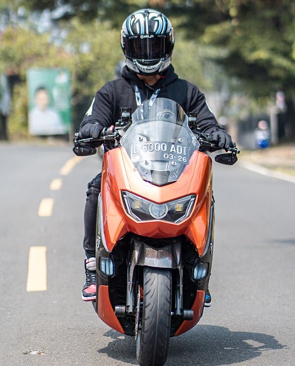Tampilan Keren Yamaha All New Nmax 155 Ala Team Medis di Bandung