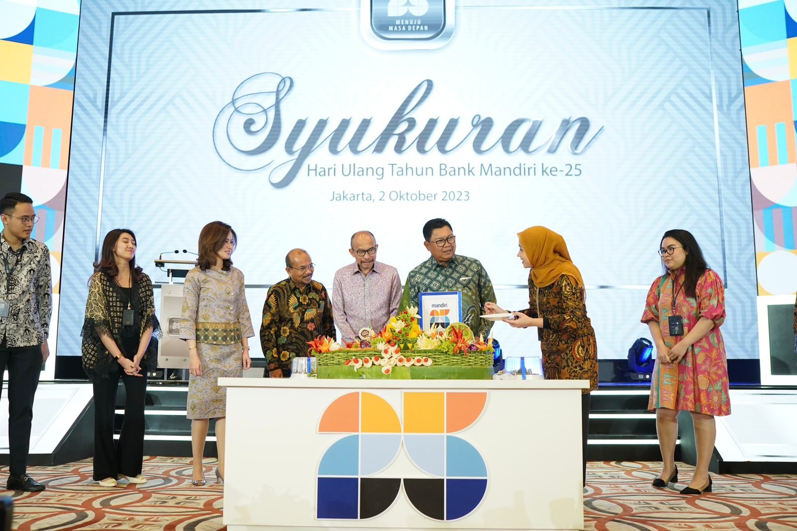 HUT Ke-25, Bank Mandiri Orbitkan Kontribusi untuk Negeri