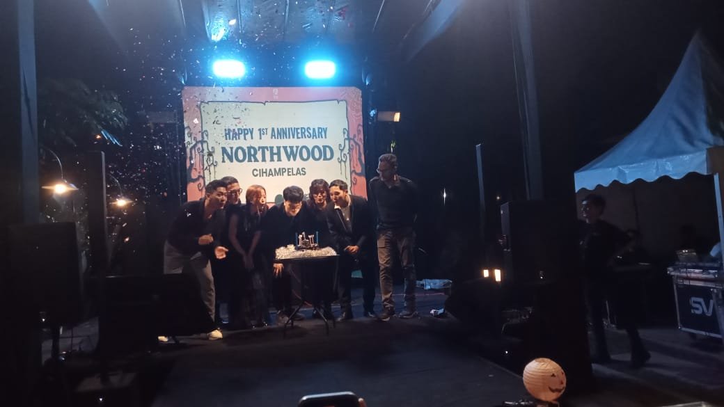 Norhtwood Cihampelas Rayakan Anniversary Pertama dengan Bertema Helloween