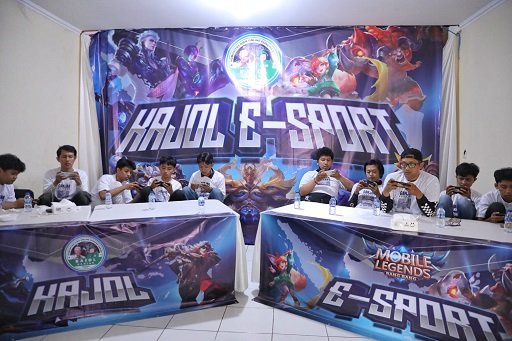 Wadahi Hobi E-Sports Pengemudi Ojol, Komunitas Ojol Gelar Turnamen Mobile Legends