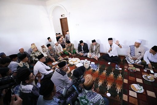 Dapat Dukungan Usai Silahturahmi dengan Pimpinan Pondok Pesantren