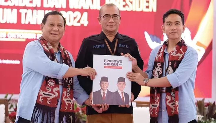 Prabowo-Gibran Resmi Terdaftar di KPU, Bakal Jalani Tes Kesehatan Besok
