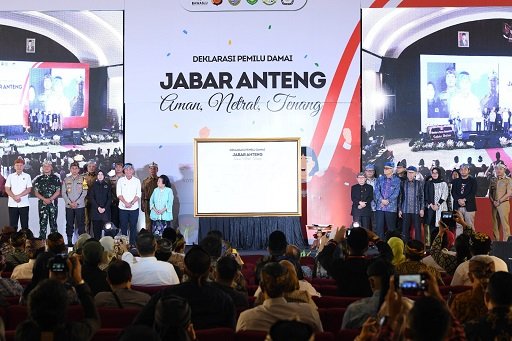 Komitmen Jaga Kondusifitas Saat Pemilu 2024 Melalui Deklarasi Jabar Anteng