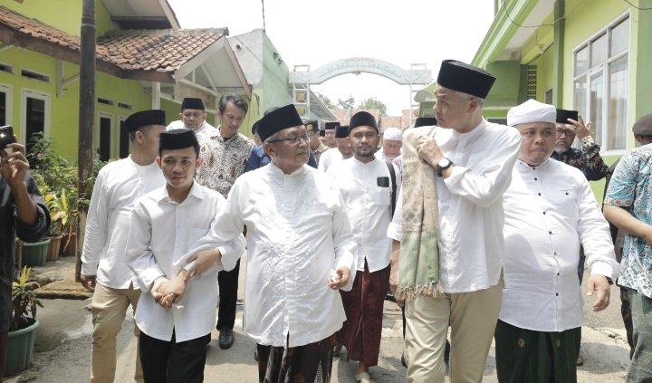 Ulama Jabar Optimis UU Pesantren Bisa Berjalan di Tangan Ganjar Pranowo